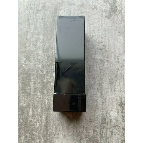 Karmela Cosmetics Silk Matte Red Lipstick in High Vibe FULL SIZE Sealed New - Picture 4 of 4